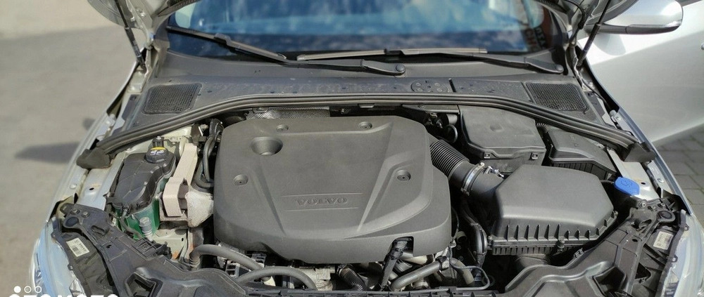Volvo V60 cena 51800 przebieg: 246200, rok produkcji 2017 z Wleń małe 301
